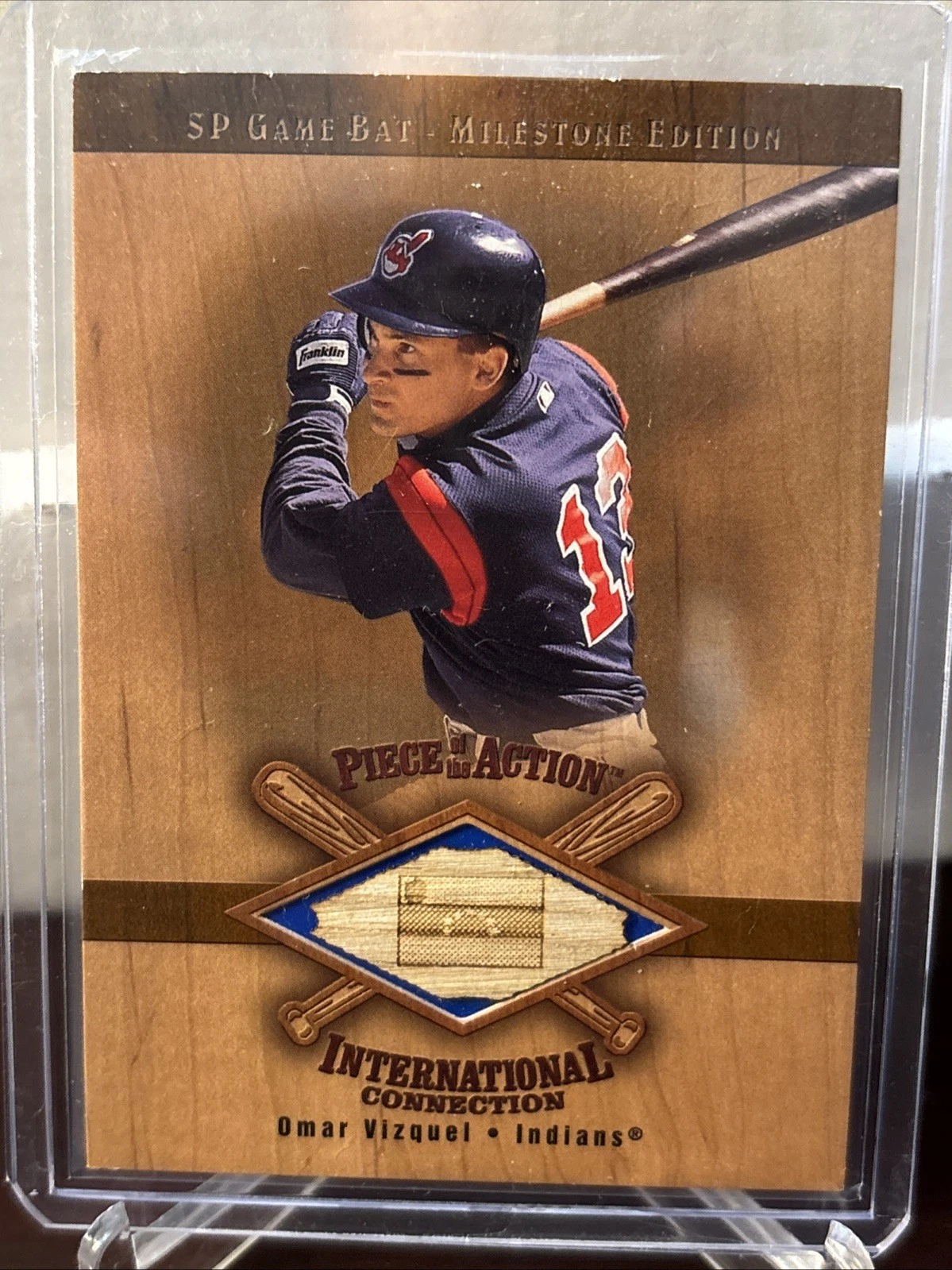 Omar Vizquel - 2001 SP Game Bat Milestone I-OV Piece of Action International